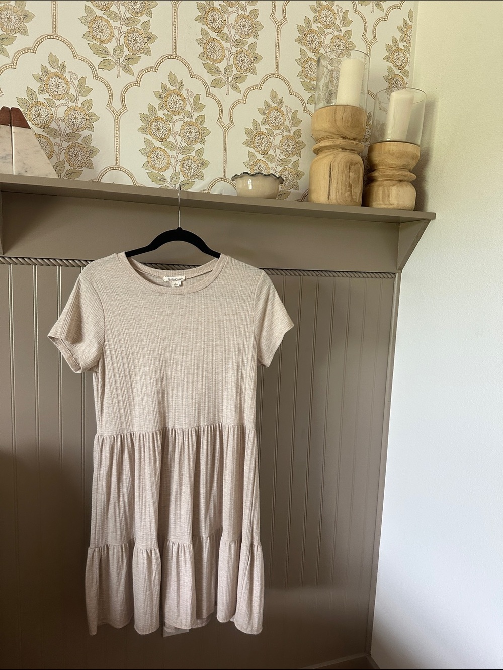 Tiered Short Sleeve Women's Dress in Beige